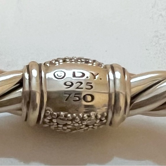 DAVID YURMAN Sterling Silver
Diamond 6mm Metro Cable Station - Picture 11 of 11